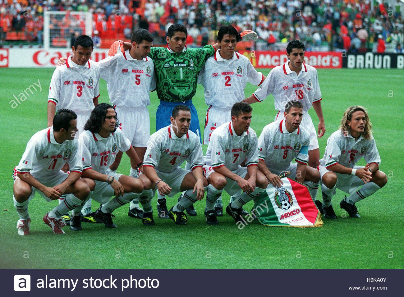 Men Classic Football Jersey Short Sleeves Croatia Home 1998 - Best Soccer Jersey - 3